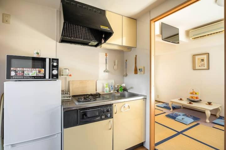 都心の家30 Square Meter King Size Bed With Stepping Rice Tokyo prefektur Exteriör bild