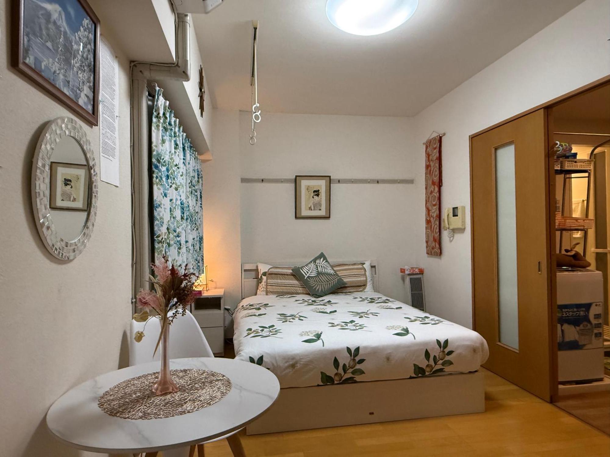 都心の家30 Square Meter King Size Bed With Stepping Rice Tokyo prefektur Exteriör bild