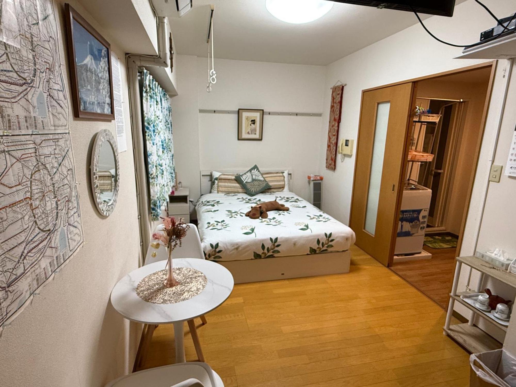 都心の家30 Square Meter King Size Bed With Stepping Rice Tokyo prefektur Exteriör bild
