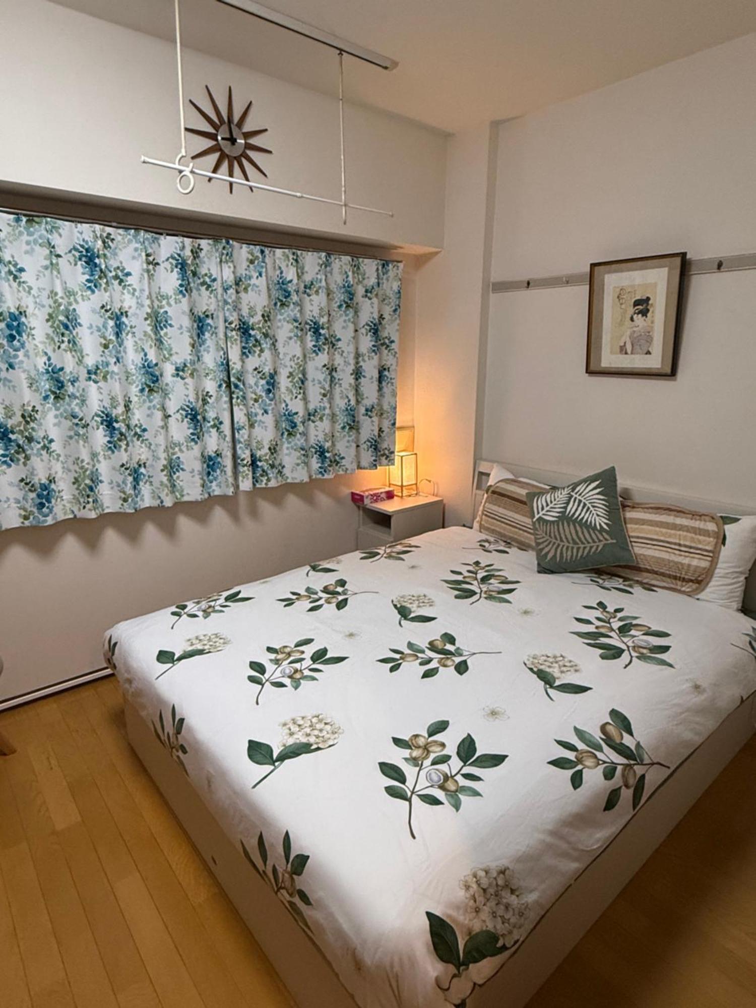 都心の家30 Square Meter King Size Bed With Stepping Rice Tokyo prefektur Exteriör bild